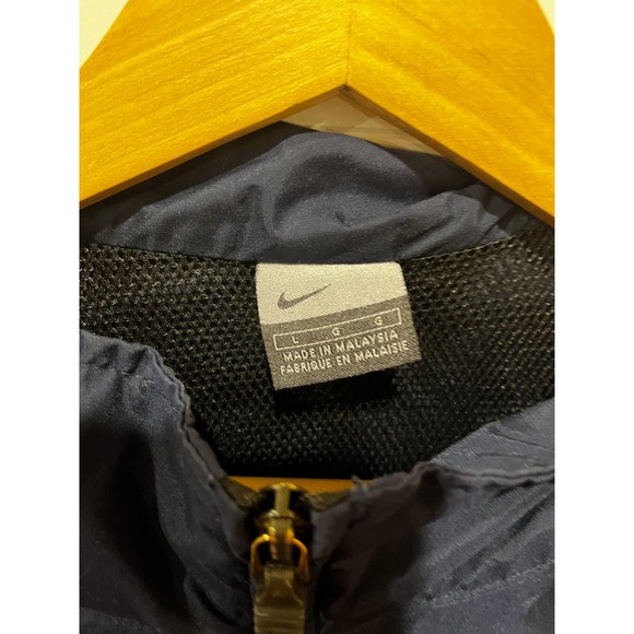 Y2K Nike Zip up jacket - Picture 2 of 3
